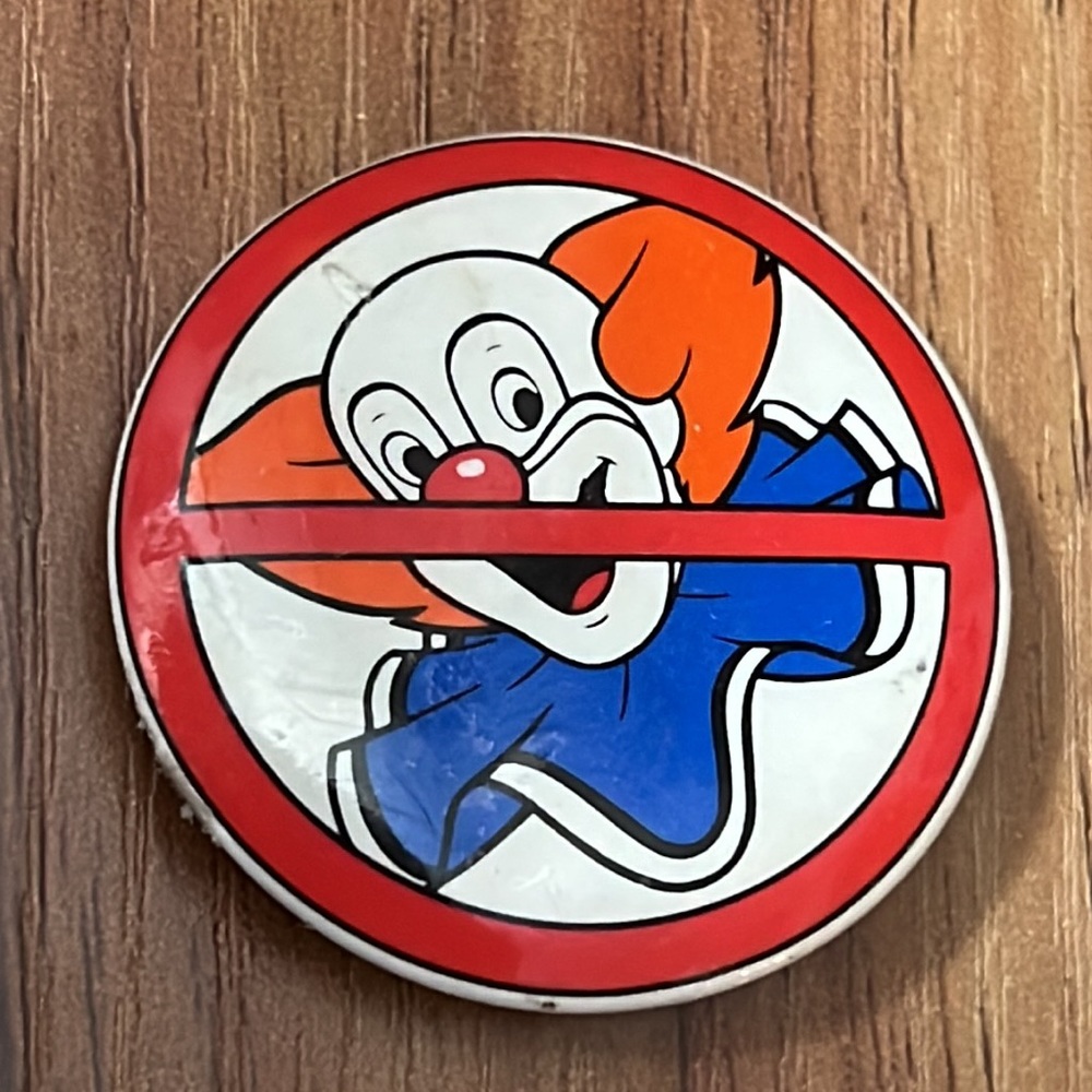 Vintage Assorted Random Buttons Pins Brooches Jew… - image 5